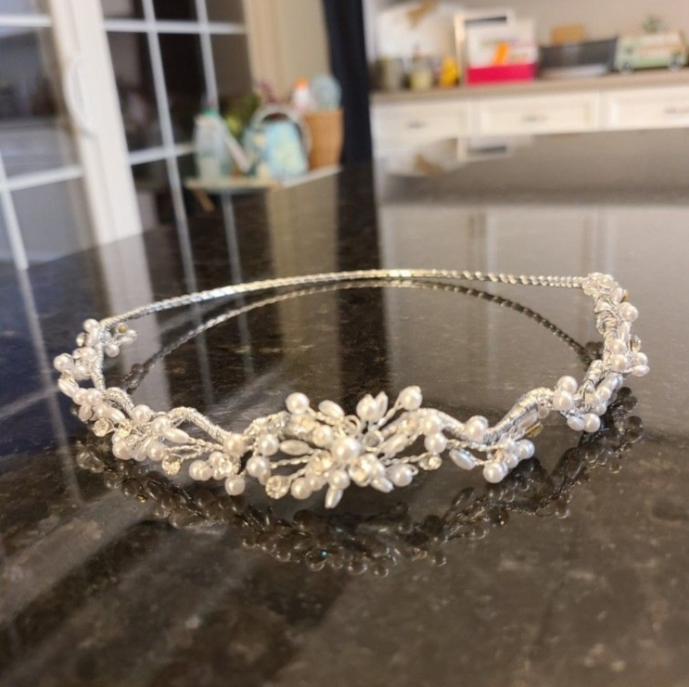 Bridal hair headpiece accessory